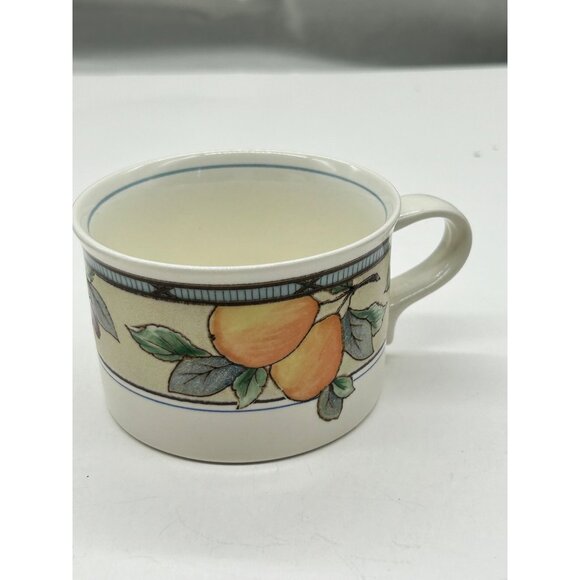 Mikasa Intaglio Garden Harvest CAC29 Cup & Saucer Set Pears Grapes Fruit - Picture 6 of 11